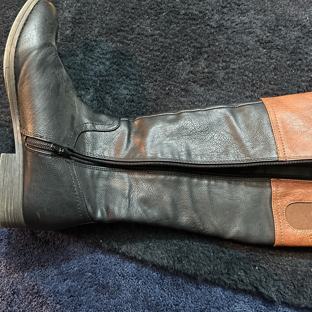 Two tone leather boots!!! - Picture 3 of 12